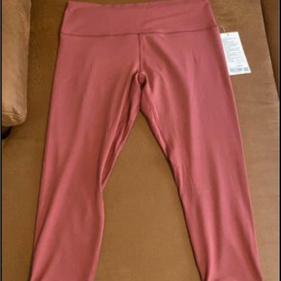 NWT Lululemon Size 14 Align High Rise Leggings 23” - Picture 1 of 3